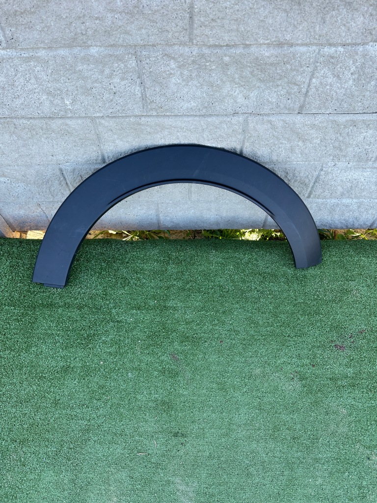 фото №1, Молдинг na крыло подкрылок задняя левая mini f56 f57