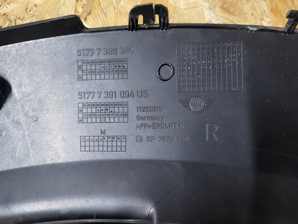 фото №13, Mini clubman r56 молдинг na крыло задний задняя правый