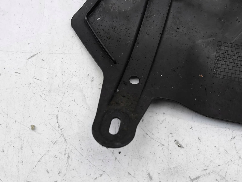 фото №6, Bmw i3 2017 туннель воздуха do интеркулер 7305658