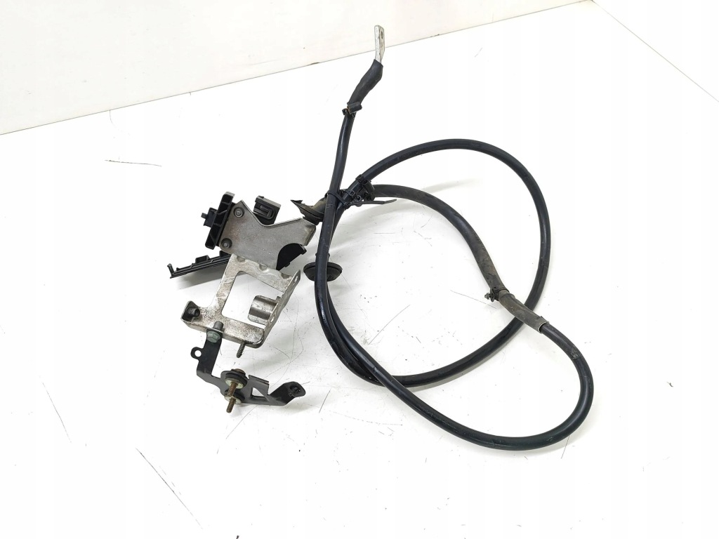 Volkswagen touareg i 2004 plus / клемма / шланг аккумулятор с Разборки