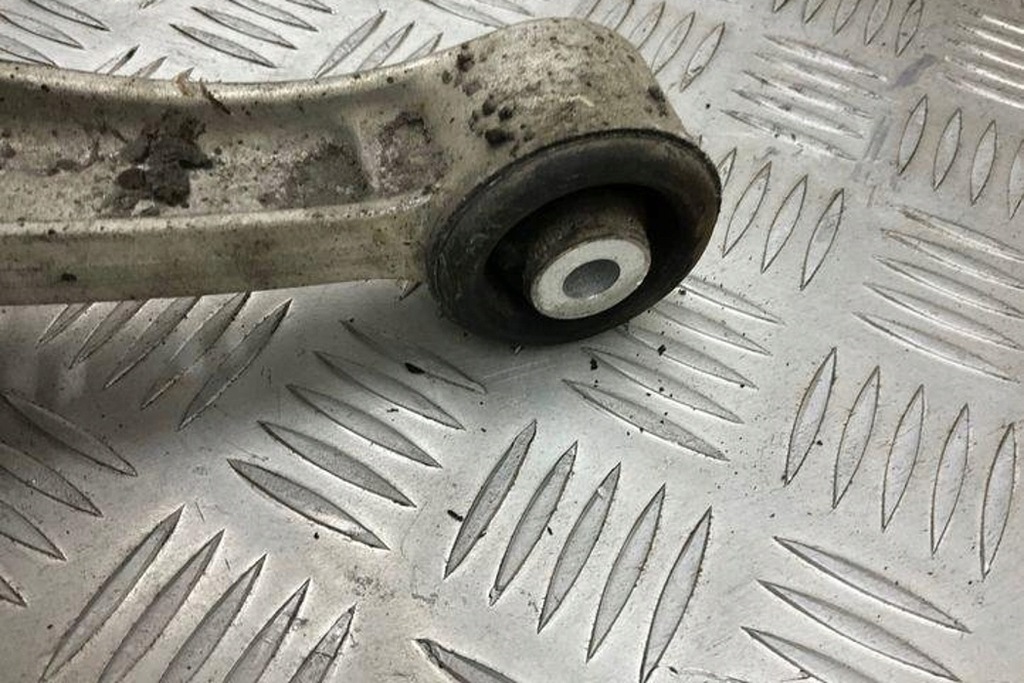 фото №6, Рычаг верхний передний левый bmw 5 f10 6775967 4.4l бензиновый 300kw 2011