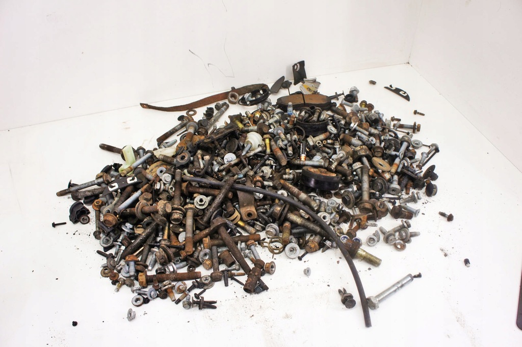 фото №1, Iy342 jeep compass болты гайки прокладки kpl