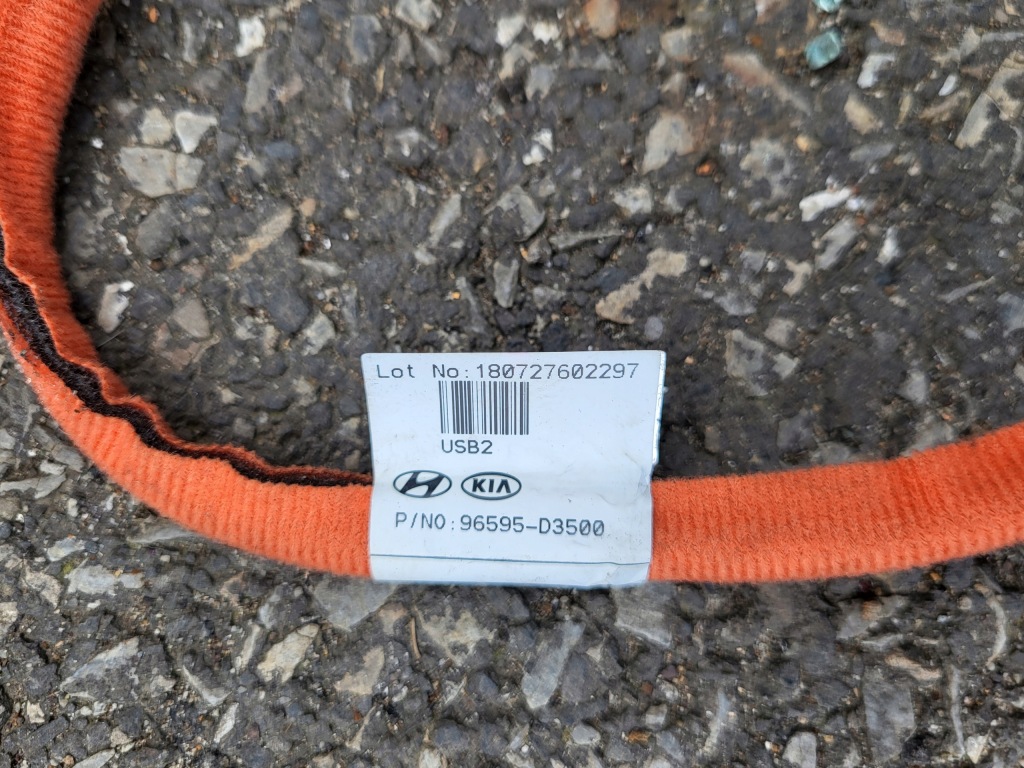 фото №3, Жгут электропроводка шланг радио usb2 hyundai tucson iii lift tl1 оригинальный номер eu