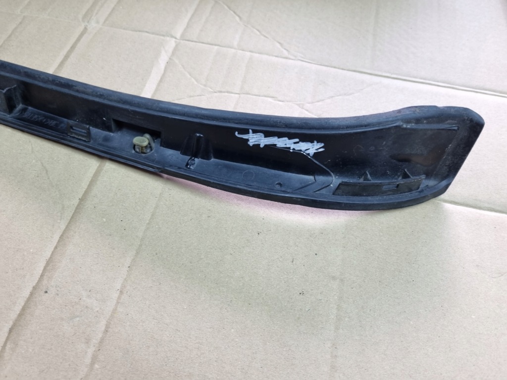 Накладка скло лобове ліва peugeot 508 1 9686615580 Зі Шроту