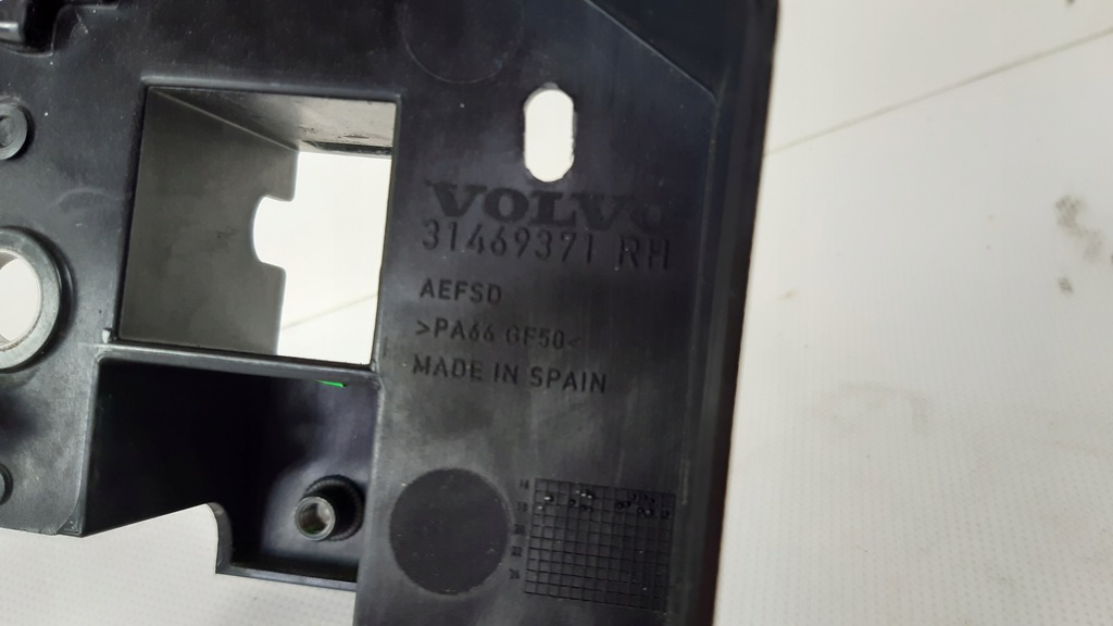 фото №5, Volvo xc40 кронштейн поперечина передний правое 31469371