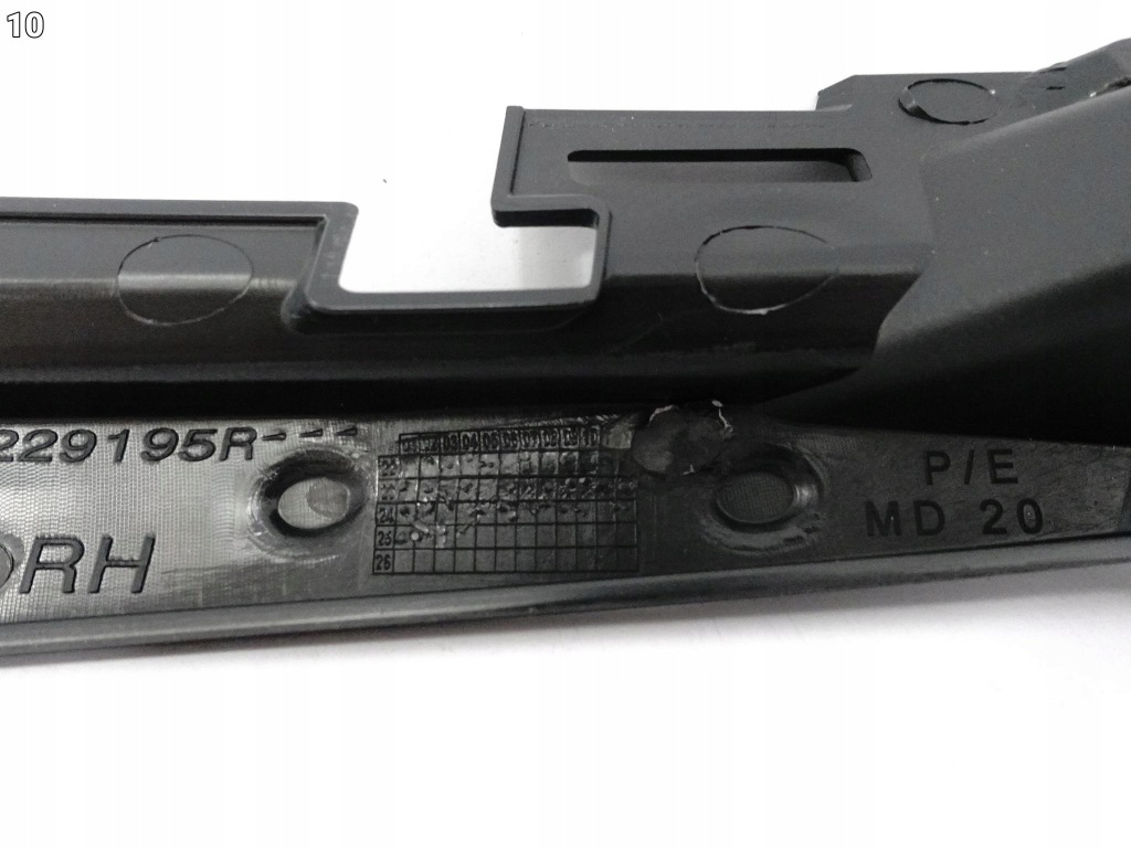 фото №11, Renault austral hhn rs line 22- направляющая кронштейн w бампер перед правый новый