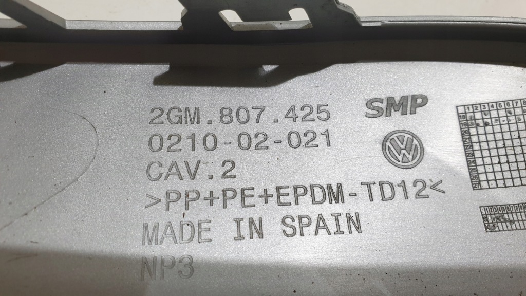 фото №9, Молдинг спойлер накладка бампер vw t-roc 2gm807425