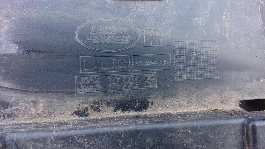 фото №9, Range rover velar dynamic спойлер бампер передний