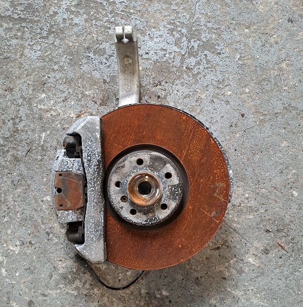 фото №1, Bmw f10 поворотний кулак ступиця правий перед x-drive 535d