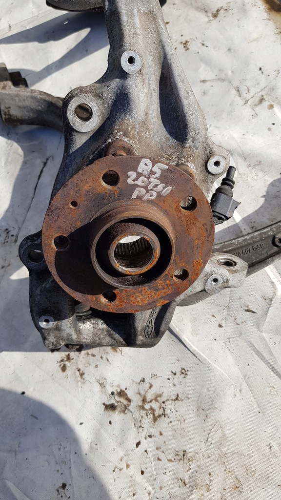 фото №6, Поворотный кулак рычаг правая audi a5 8k0407258g