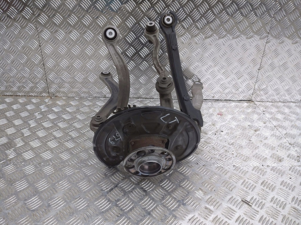 фото №1, Поворотний кулак ліва задня kpl mercedes cls w257 4-matic