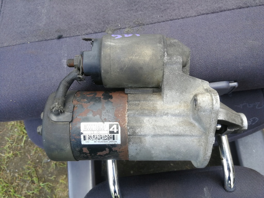 Volvo v40 s40 1.8 gdi стартер оригинал  гарантия Оригинал