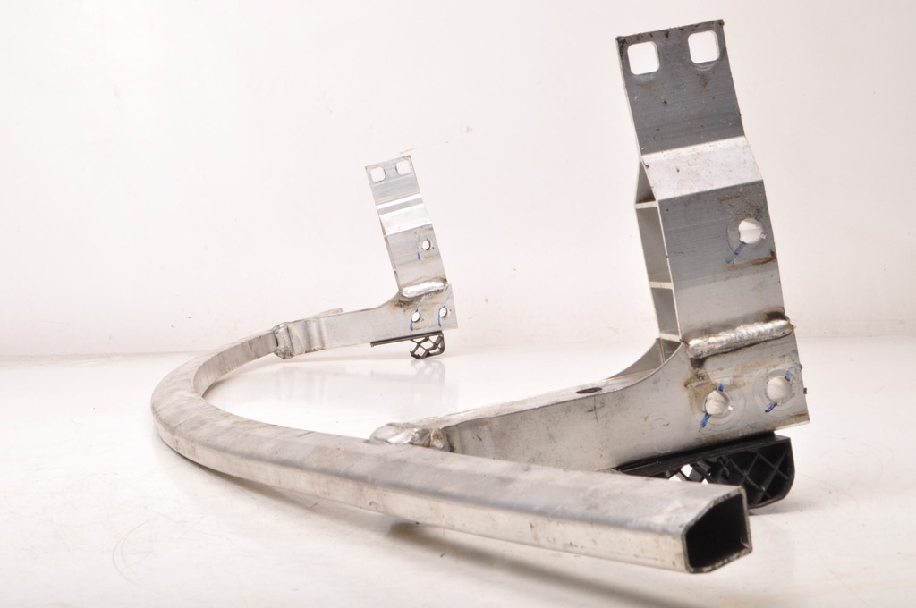 фото №8, Toyota supra mk5 3.0 gr нижняя балка радиатор 23r 8811168