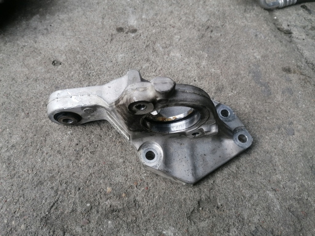 фото №1, Citroen peugeot 2.0 bluehdi кронштейн опора полуось