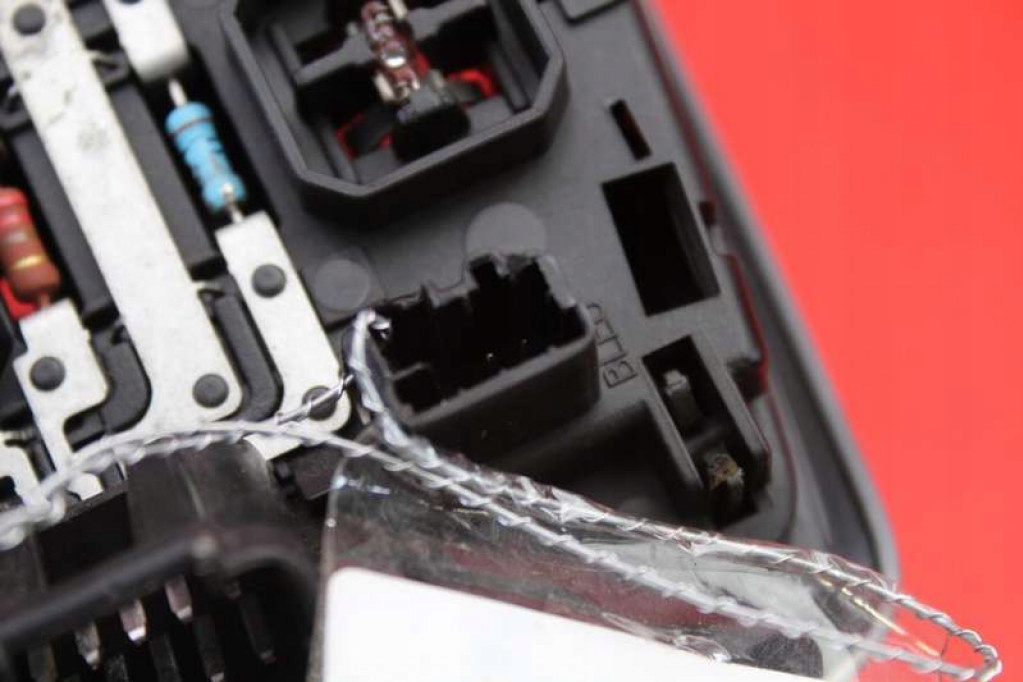 фото №9, Лампа освітлення салону перед 968848 peugeot 508 1 i 10-14