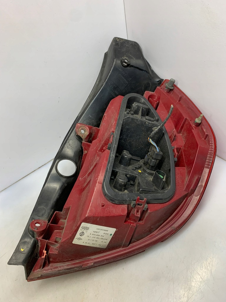 фото №2, Лампа задня ліва 8200886944 renault