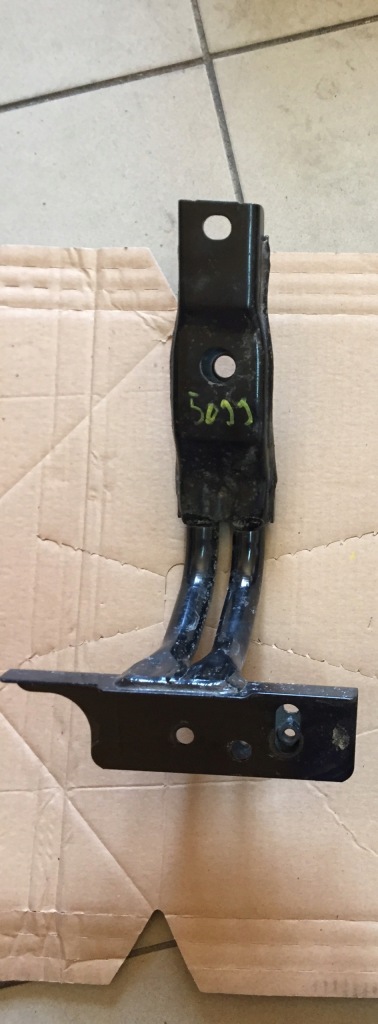 фото №1, Land cruiser 150 lift 18- кронштейн поріг