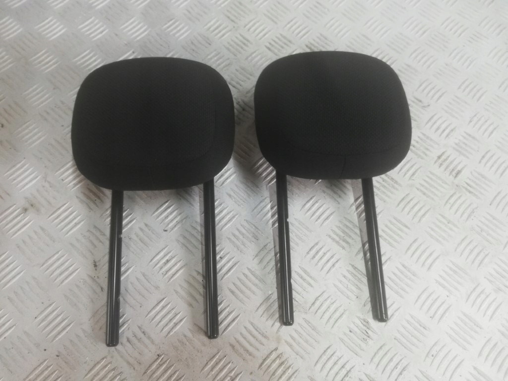 фото №1, Smart forfour ii w453 підголівник задня