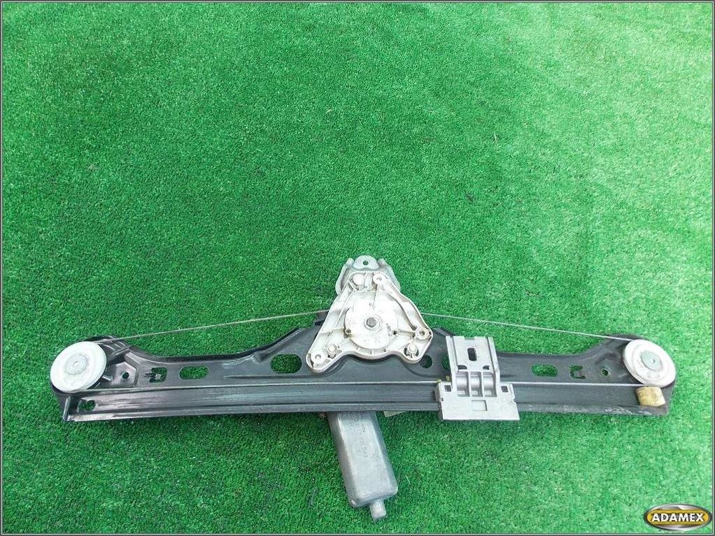 фото №4, Mercedes w203 c-klasa 2002r підйомник правий задня