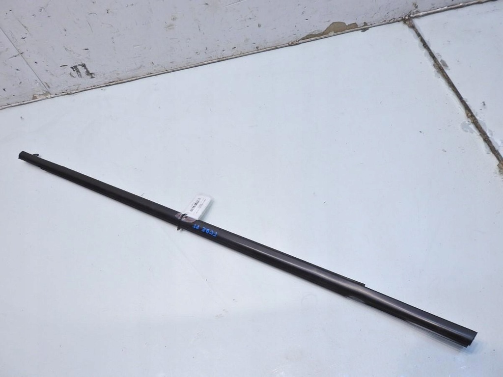 фото №6, Молдинг уплотнитель правый задняя subaru forester iii