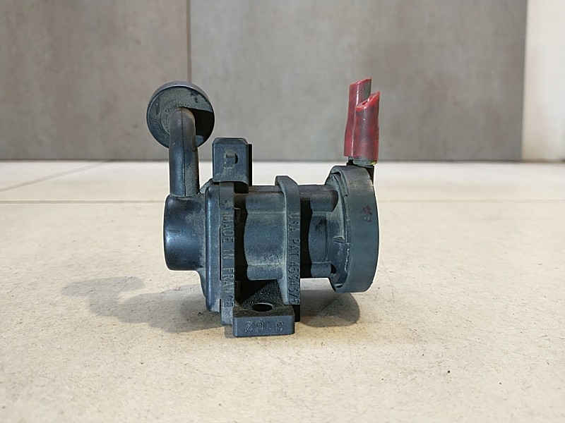 фото №10, Клапан вакууму saab 93 2.2 tid 09128022