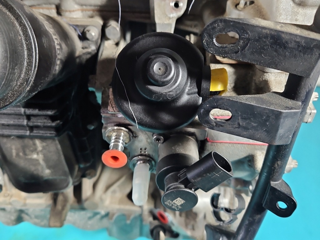 Купити Насос упорскування toyota rav4 iv 0445010756 cp4 2.0 d4d