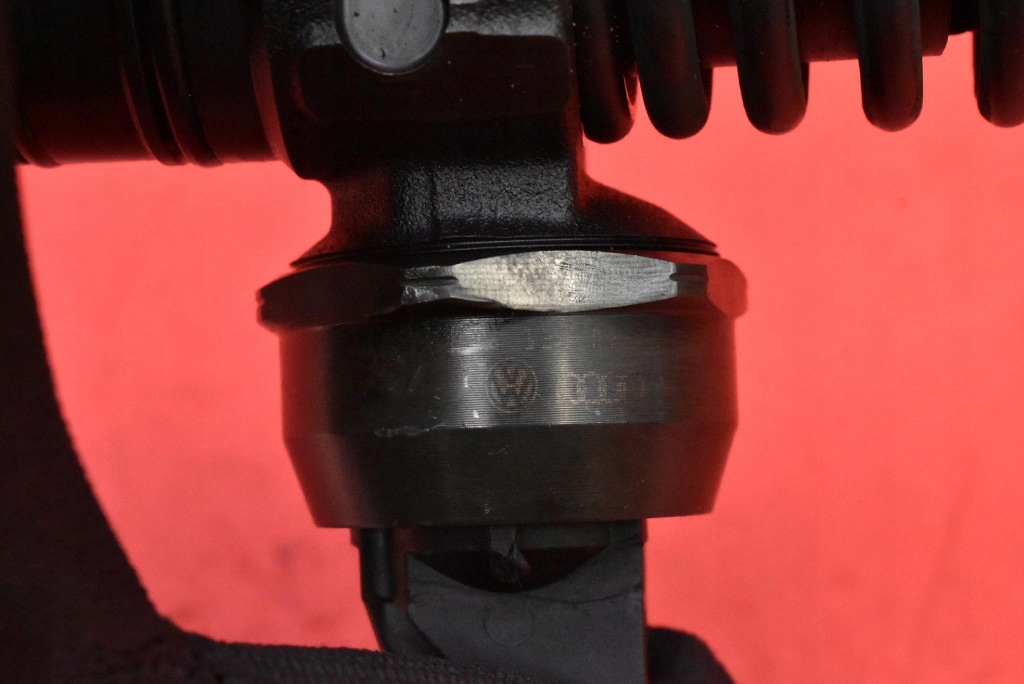 Инжектор насос-форсунка 038130073aj 0414720037 vw passat b5 1.9 tdi 130 km 00-05 Киев