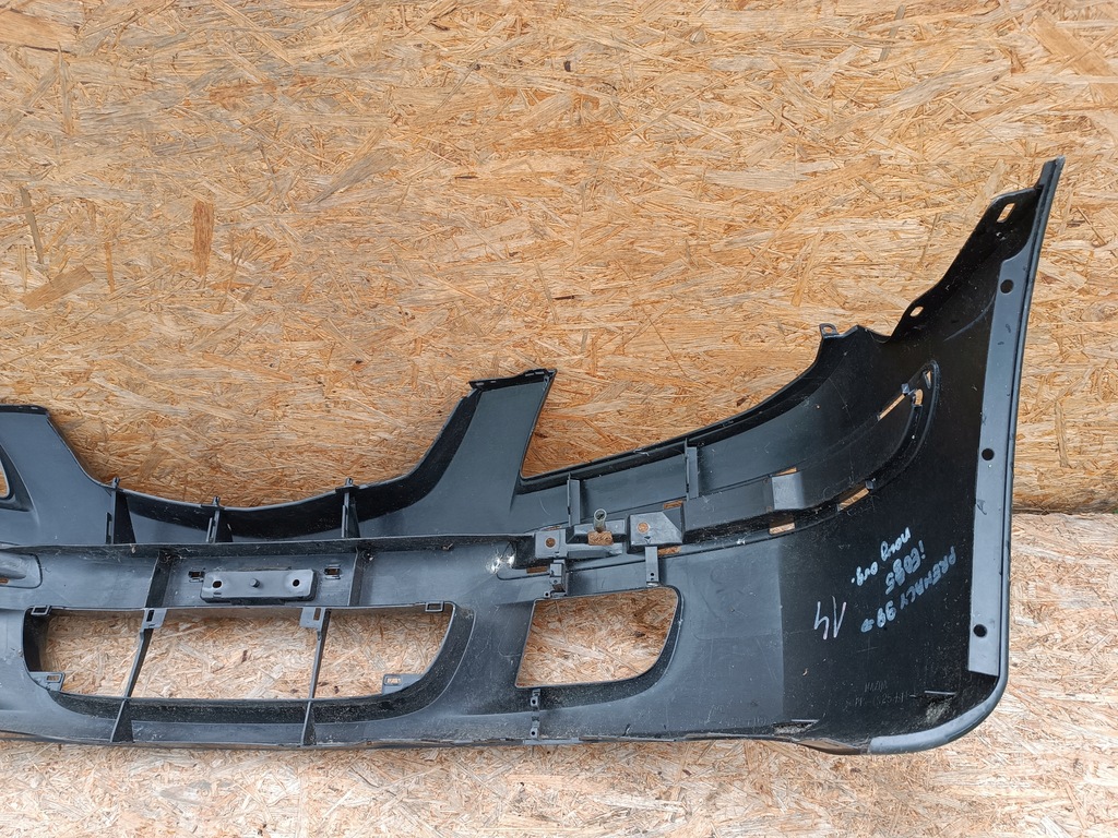 фото №13, Бампер перед передній оригінал c100-50031 mazda premacy 1999-2001