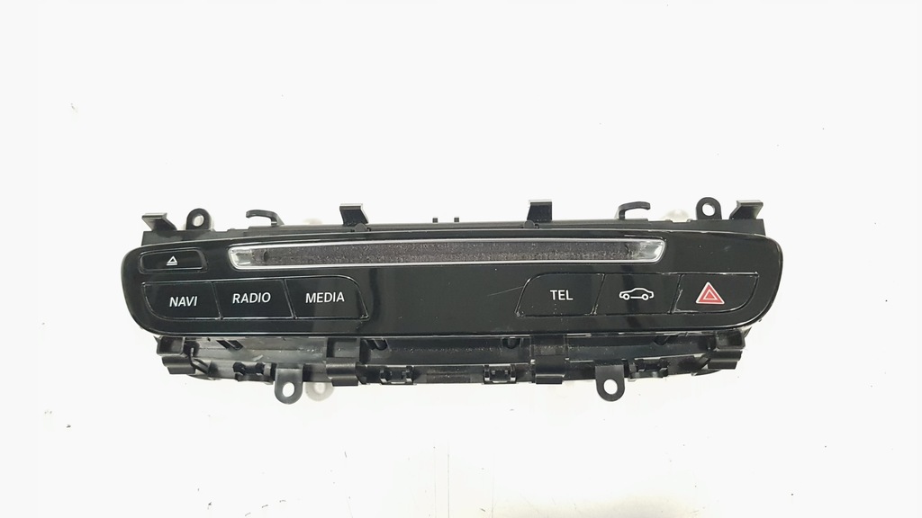 фото №1, Панель радио кнопки mercedes w205