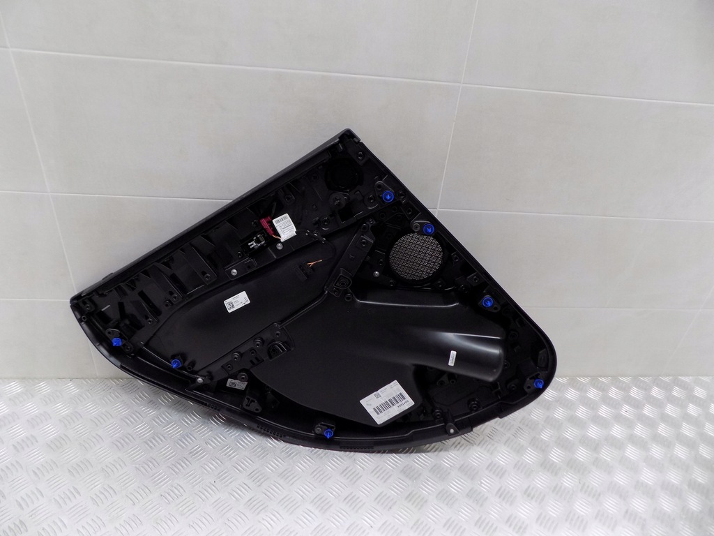 фото №12, Bmw 2 u06 оббивка двері обшивки kpl