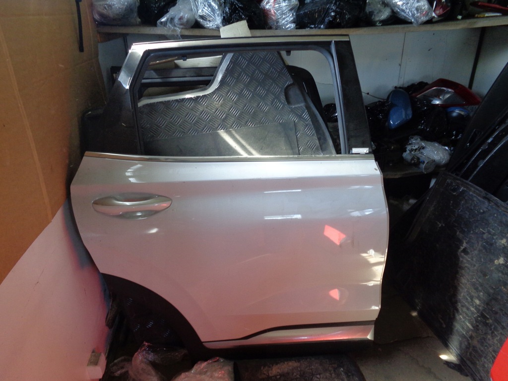 фото №1, Hyundai santa fe двері правий задня