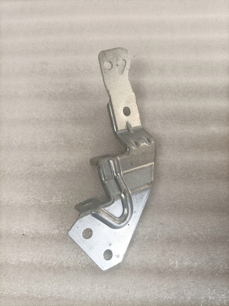 фото №1, Opel insignia b кронштейн крыла передний правый