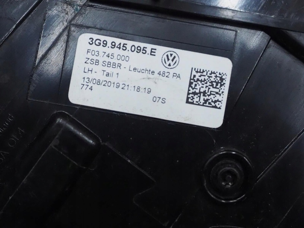 фото №14, Лампа задняя na led europa vw passat b8 kombi lift