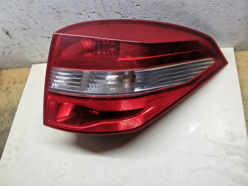 фото №1, Лампа задня права правий задня renault laguna iii kombi 265500002r
