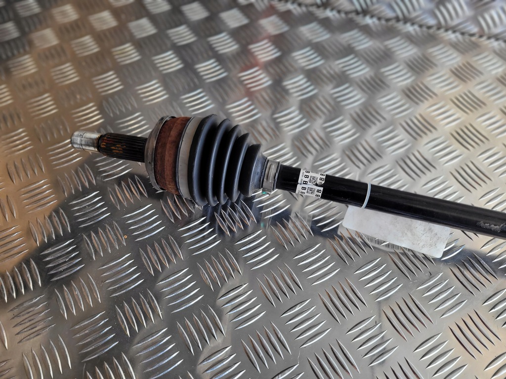 фото №8, Toyota yaris cross приводной вал передняя правая оригинал fv