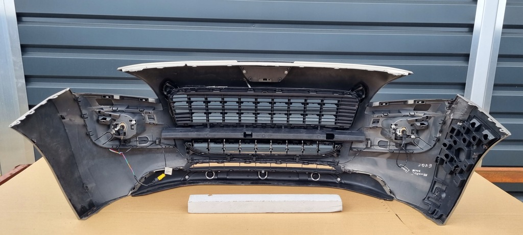 фото №8, Peugeot 3008 2008- бампер перед оригинал c102