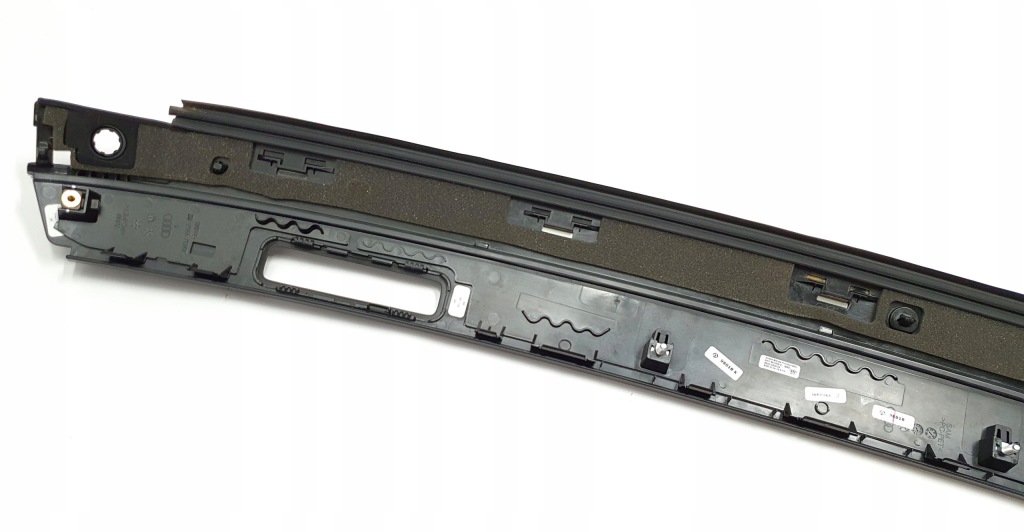 фото №9, Молдинг стекло перед хром audi a5 cabrio 8w7853829a