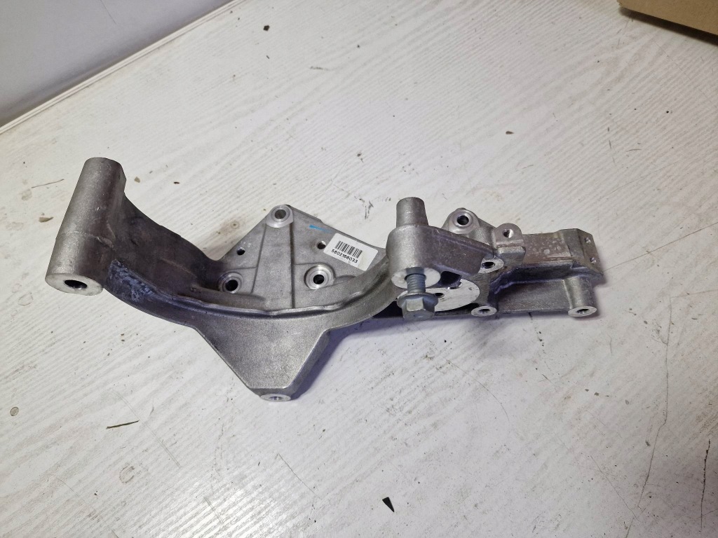 Купить Кронштейн кронштейн генератора насоса кронштейн iveco 2.3