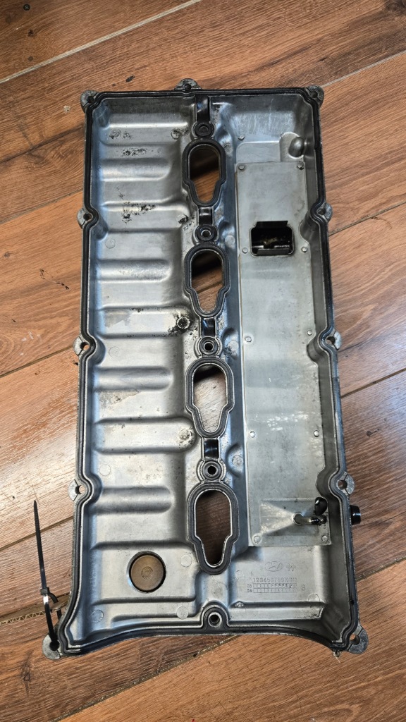 фото №6, Крышка клапанов kia sorento i 2.5 crdi d4cb