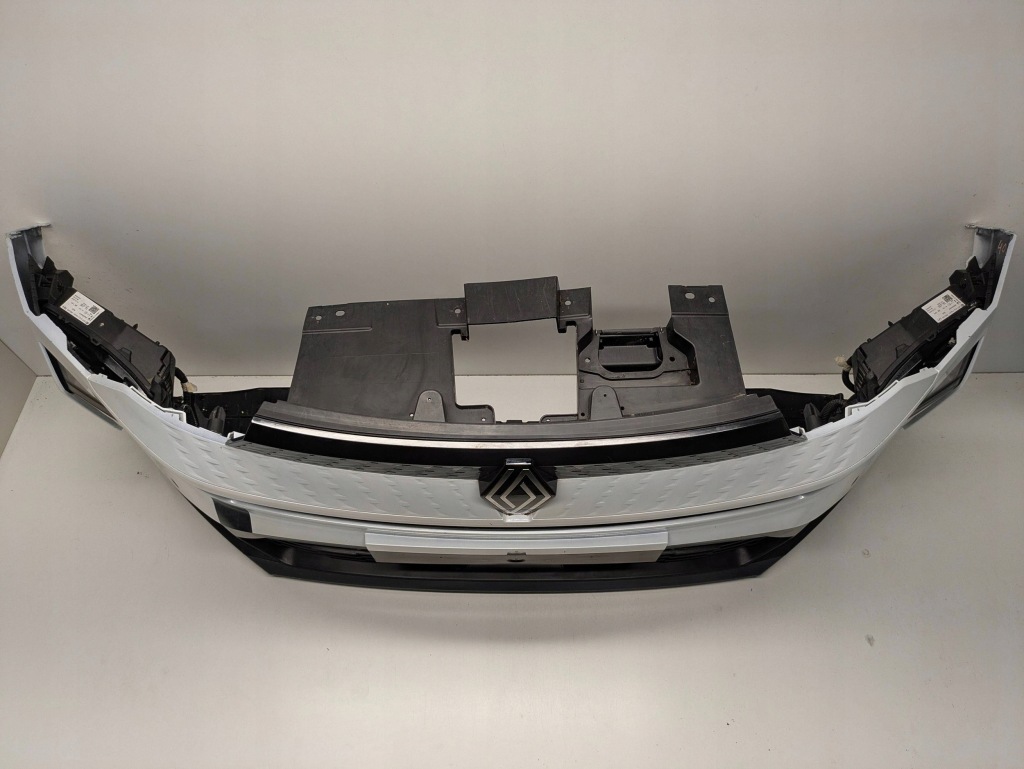 фото №12, Бампер перед renault captur ii lift 2024-