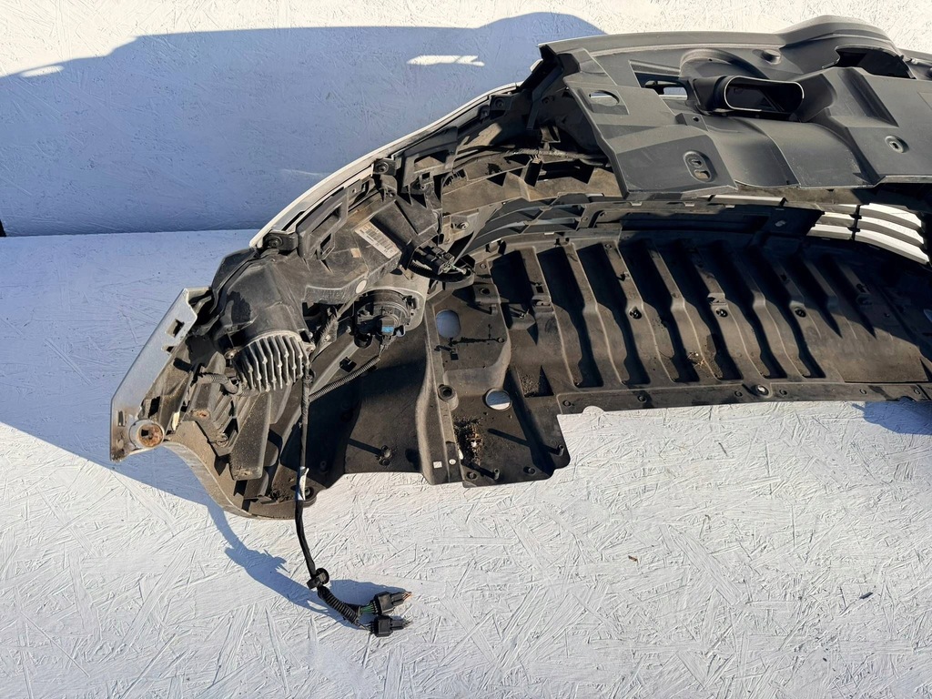 фото №9, Talisman бампер передній перед 6 pdc led kompletny сріблястий ted69