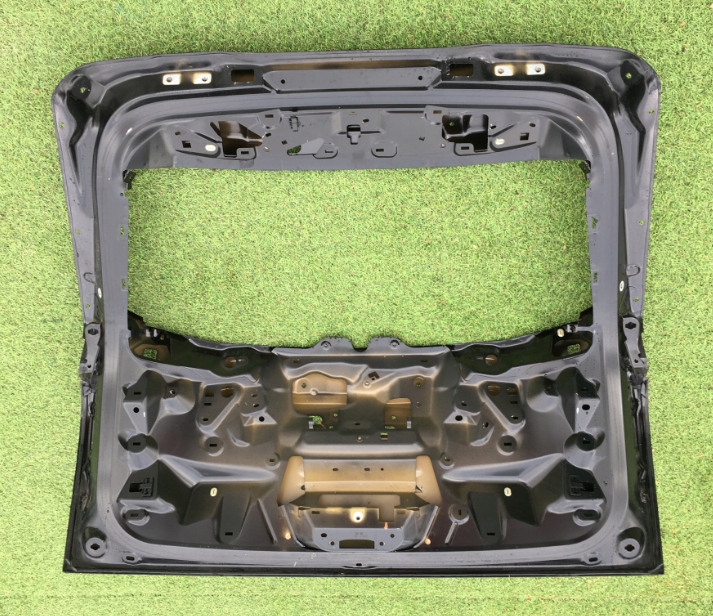 фото №8, Peugeot 2008 ii,2 2019 r.klapa багажника задняя, задняя