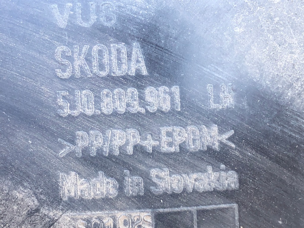 фото №5, Подкрылок левый перед skoda roomster 5j0809961