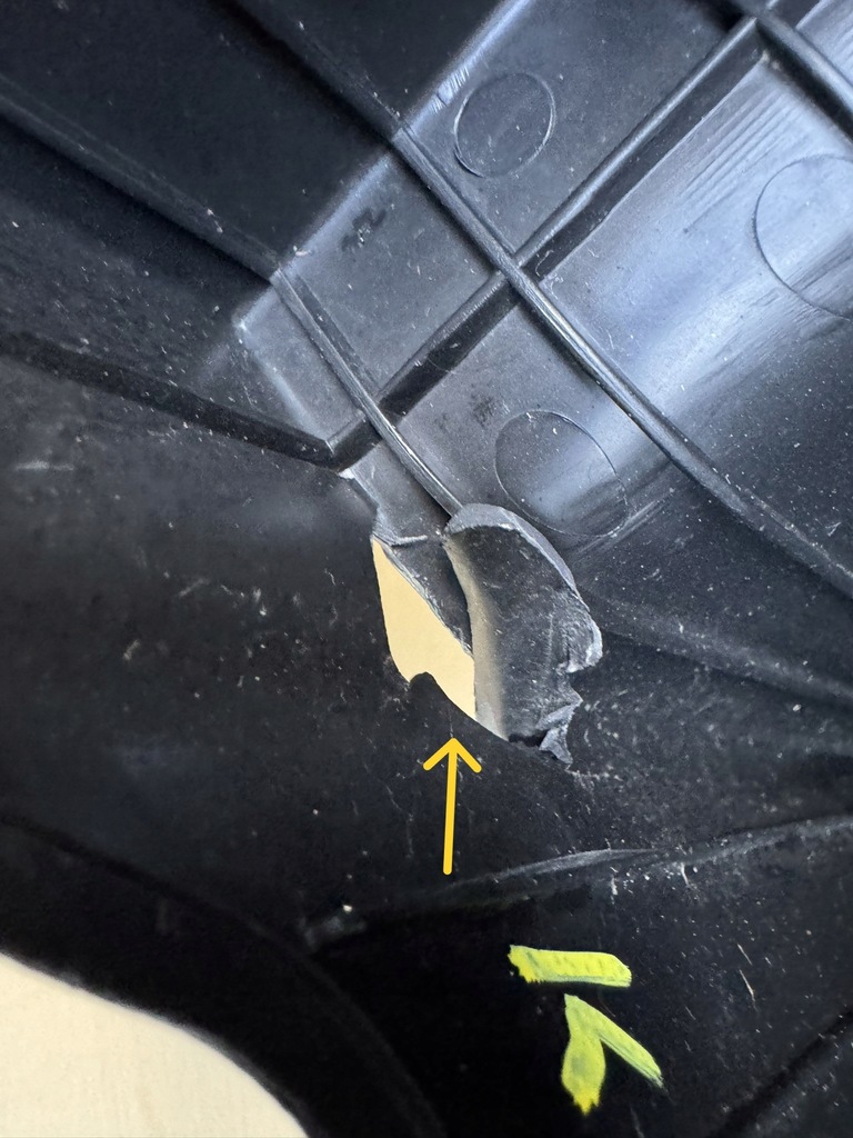 фото №9, Kia venga hyundai ix20 нижняя часть корпус фильтра воздуха 28190-1p000