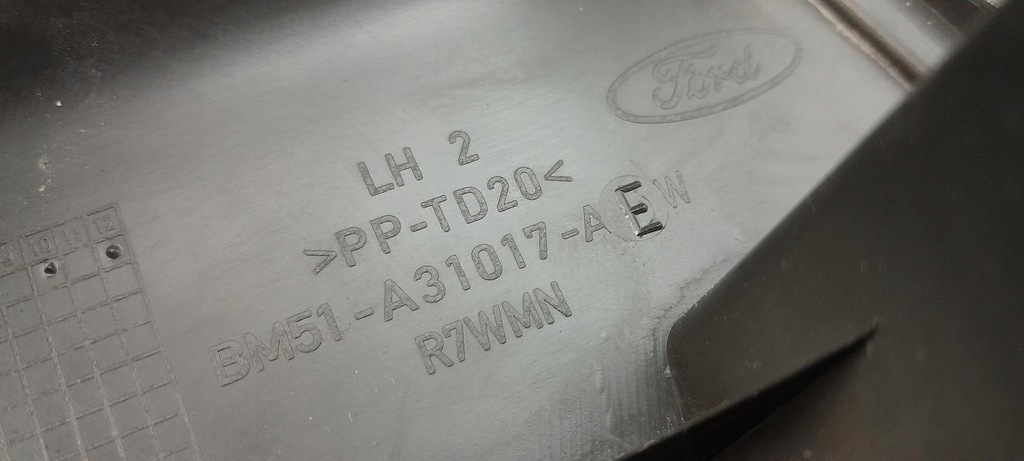 фото №4, Ford focus mk3 hb защита стоек задних