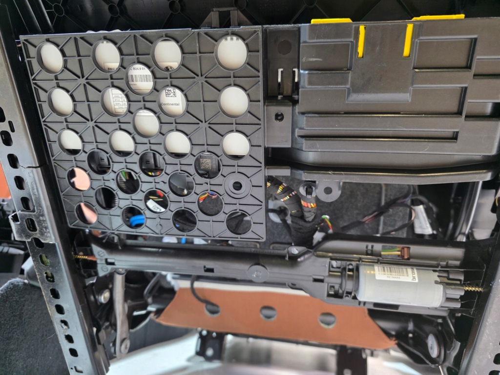 фото №9, Сидіння салон шкіра bmw x7 g07 lci 6місць individual вентильовані комфорт