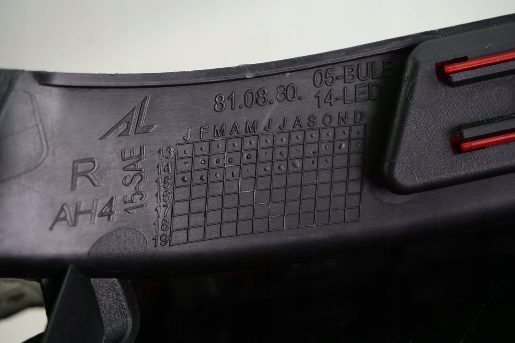 фото №11, Лампа задня права audi a3 8v 8v4945096d