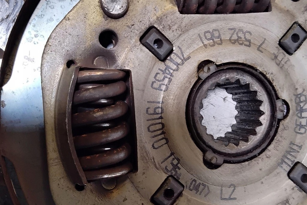 фото №1, Диск сцепления mini cooper r50, r53 7532661 1.6l бензиновый 85kw 2002