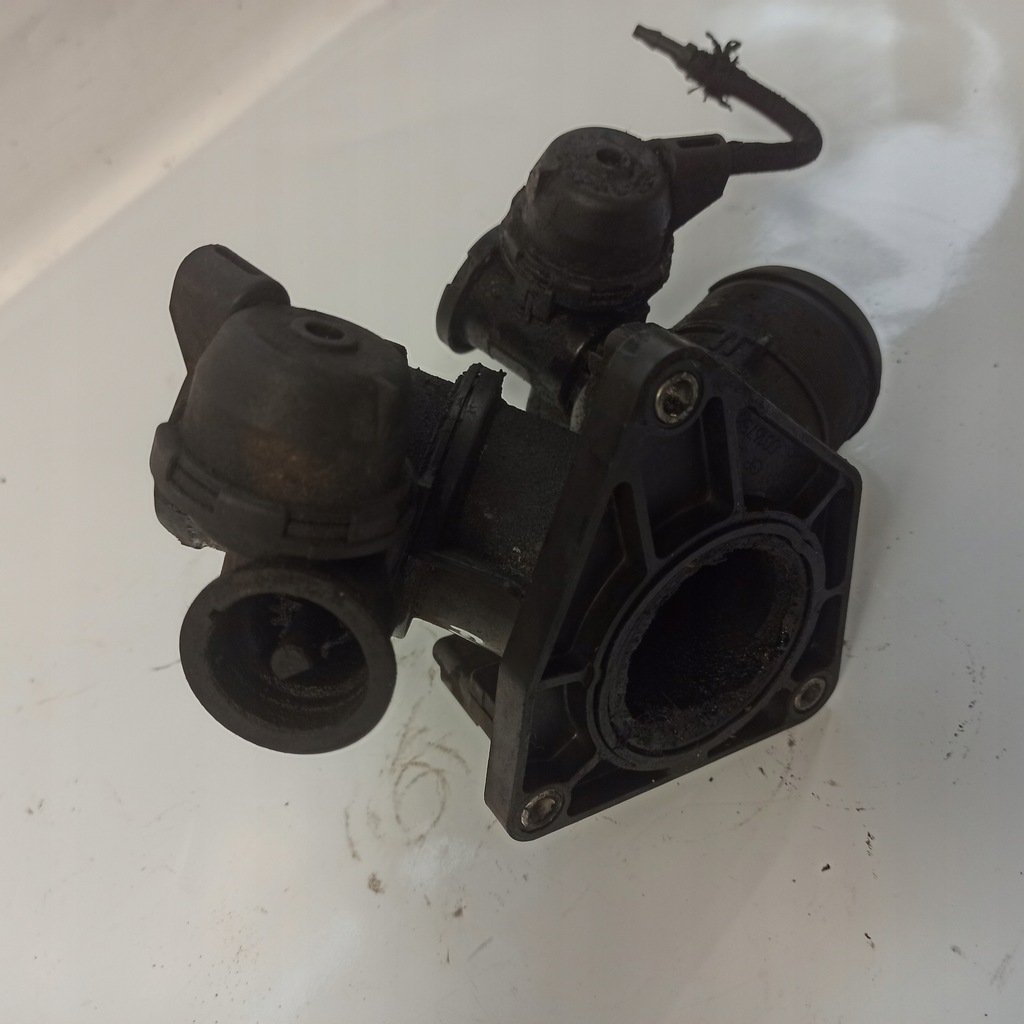 фото №14, Volvo s40 i 2.0 hdi дроссельная заслонка 9657522680 9639027480