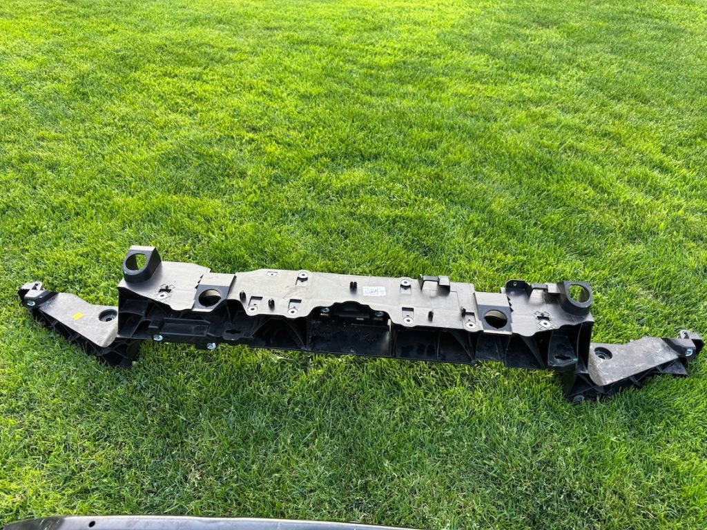 фото №1, Renault zoe ii lift pas передній підсилювач оригінал 752109644r